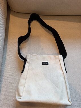 Merit Canvas Bag in Cream with Black Strap